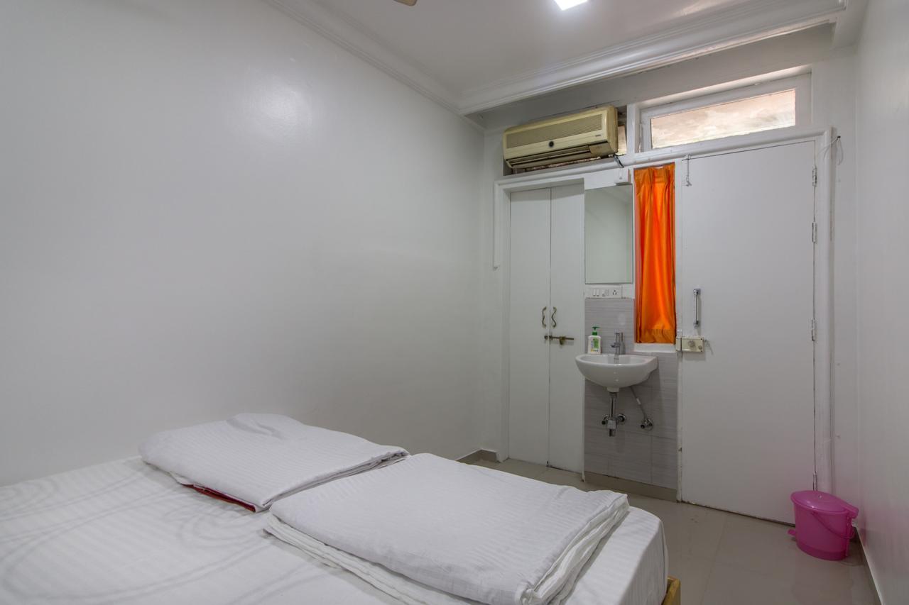 Backpacker Panda Pune Exterior photo