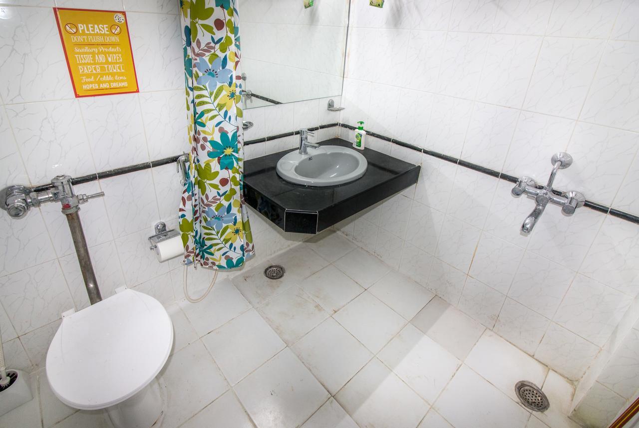 Backpacker Panda Pune Exterior photo