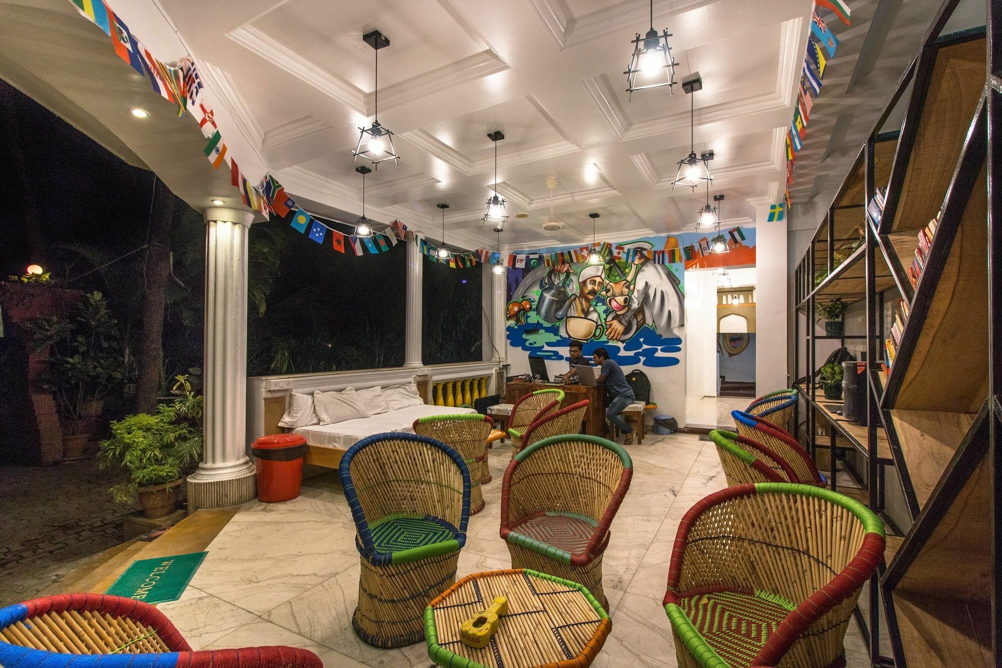 Backpacker Panda Pune Exterior photo